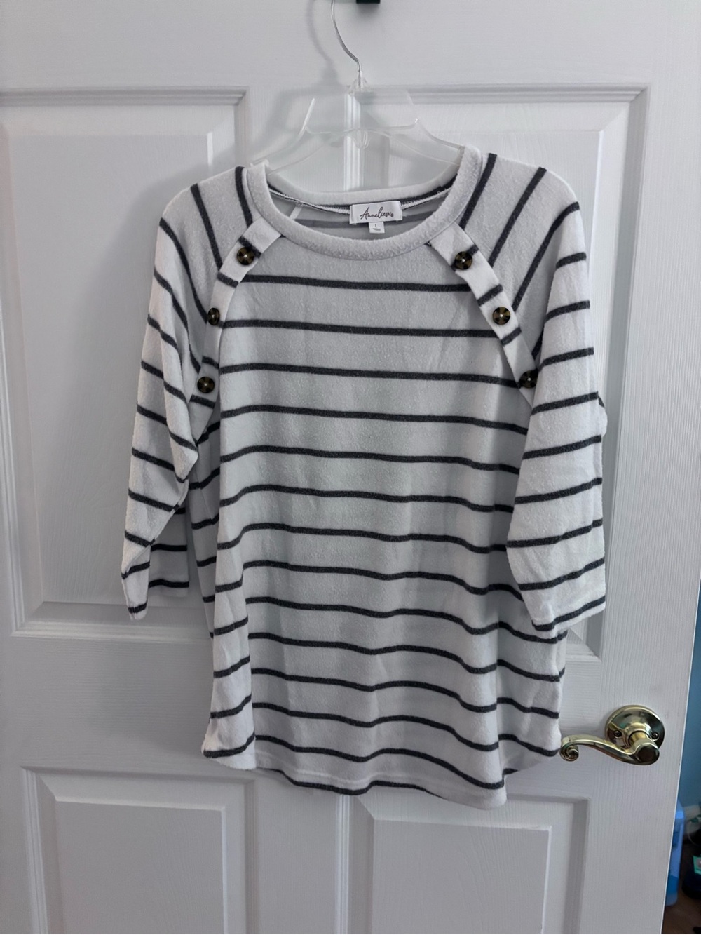 Anne Clive Soft and Cozy Womem’s Top